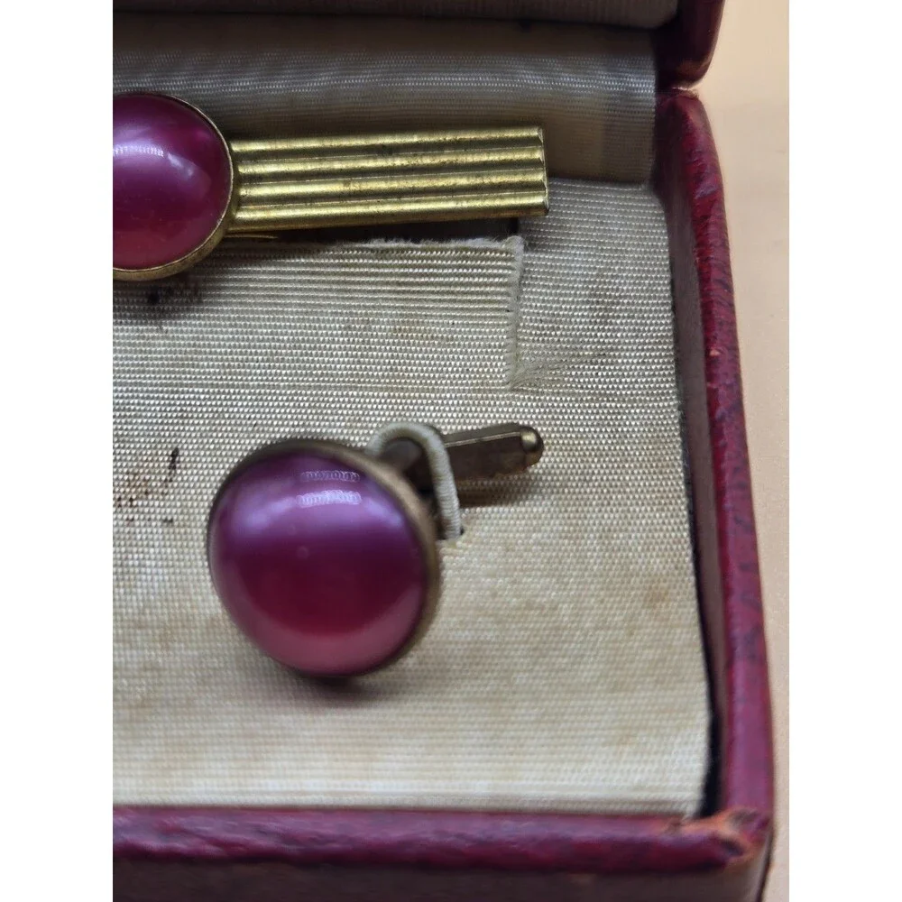 Vintage Country Club Gold Tone Pink Tie Pin & Cufflinks (GS-21)